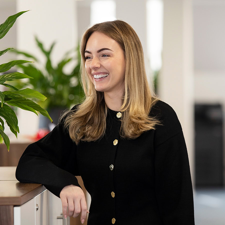 Linzi Ruby headshot in office